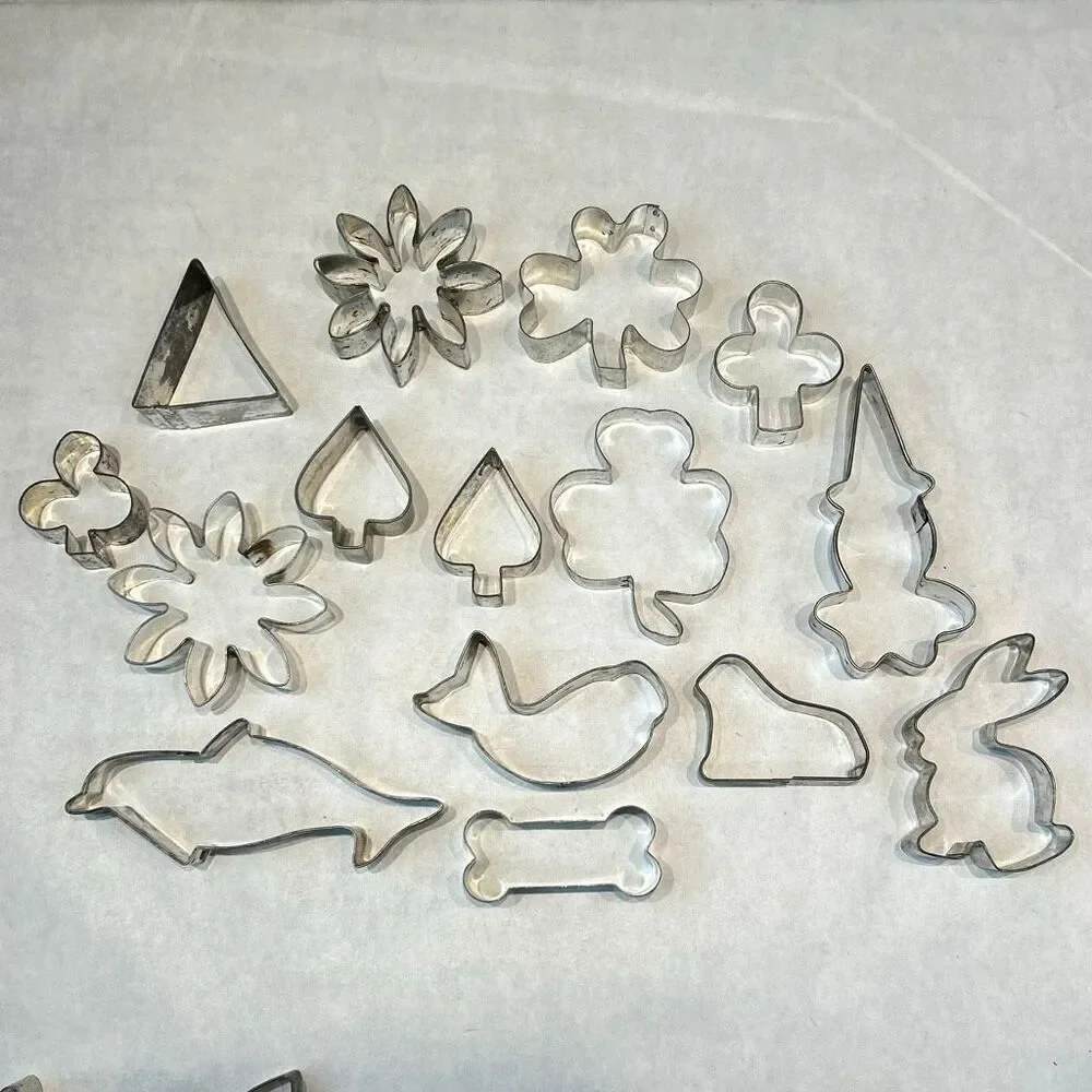 Vtg SET Aluminum Cookie Cutter Metal Fish Dolphin Whale Clown Rabbit Flower Clov